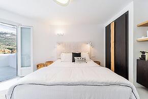 Blue Sand Boutique Hotel & Suites