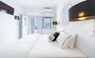 Blue Sand Boutique Hotel & Suites