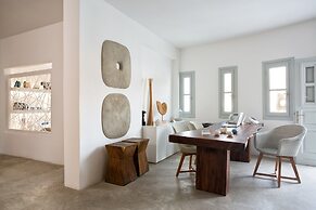 Blue Sand Boutique Hotel & Suites