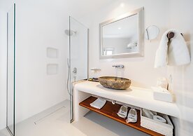 Blue Sand Boutique Hotel & Suites