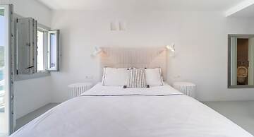 Blue Sand Boutique Hotel & Suites