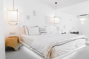 Blue Sand Boutique Hotel & Suites