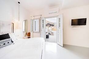 Blue Sand Boutique Hotel & Suites