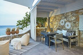 Blue Sand Boutique Hotel & Suites