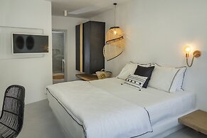 Blue Sand Boutique Hotel & Suites