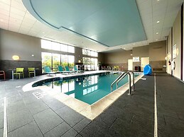 Home2 Suites by Hilton Milwaukee Airport