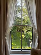 Woodbourne Inn