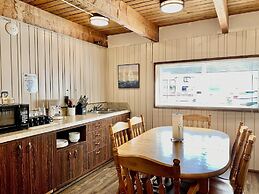 Breakers Boutique Inn