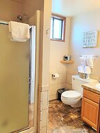 Breakers Boutique Inn