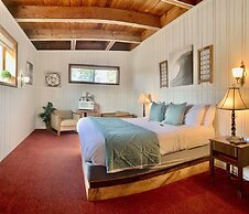 Breakers Boutique Inn