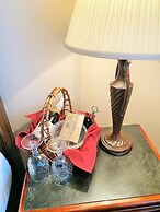 Breakers Boutique Inn