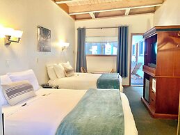 Breakers Boutique Inn