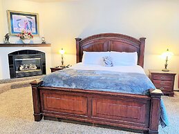 Breakers Boutique Inn