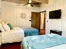 Breakers Boutique Inn