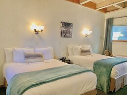 Breakers Boutique Inn