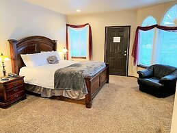 Breakers Boutique Inn