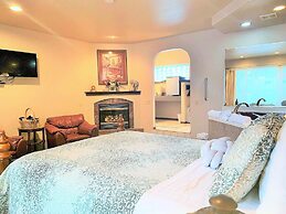 Breakers Boutique Inn