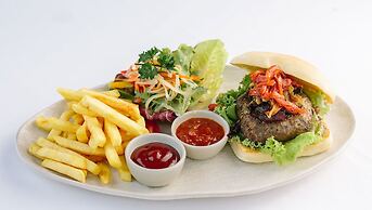 Tejaprana Resort & Spa