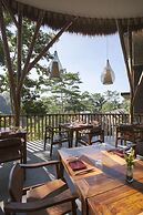 Tejaprana Resort & Spa