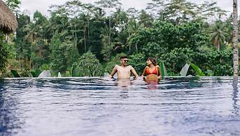 Tejaprana Resort & Spa