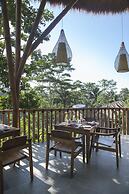 Tejaprana Resort & Spa