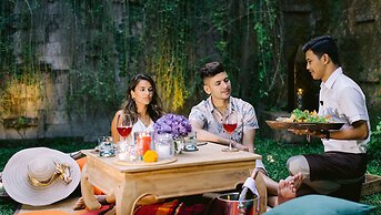 Tejaprana Resort & Spa