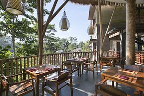 Tejaprana Resort & Spa