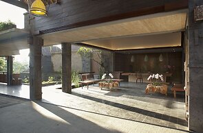 Tejaprana Resort & Spa