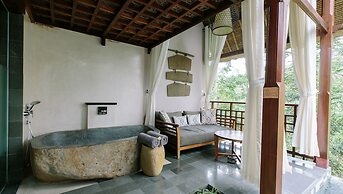 Tejaprana Resort & Spa