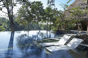 Tejaprana Resort & Spa