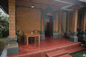 Nyoman Warta Accommodation