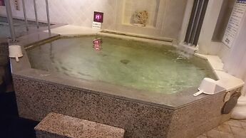 Hiroshima Capsule Hotel & Sauna New Japan EX - Caters to Men