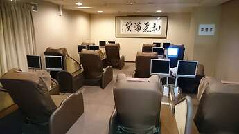 Hiroshima Capsule Hotel & Sauna New Japan EX - Caters to Men