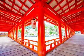 Hiroshima Capsule Hotel & Sauna New Japan EX - Caters to Men