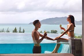 Crest Resort & Pool Villas