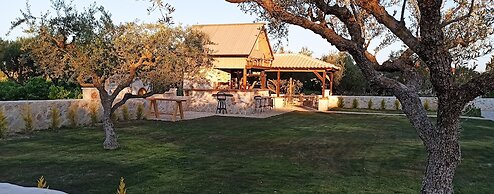 Agro Art Boutique & Luxury Villas