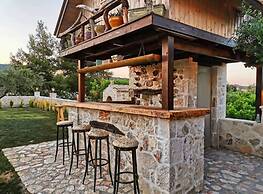 Agro Art Boutique & Luxury Villas