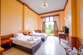 Chateau de Khaoyai Hotel & Resort