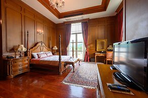 Chateau de Khaoyai Hotel & Resort