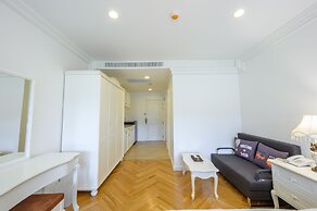 Chateau de Khaoyai Hotel & Resort