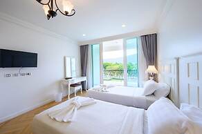 Chateau de Khaoyai Hotel & Resort