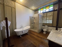 Las Casas Filipinas de Acuzar