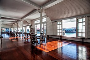 Las Casas Filipinas de Acuzar