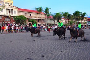 Las Casas Filipinas de Acuzar