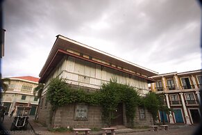 Las Casas Filipinas de Acuzar