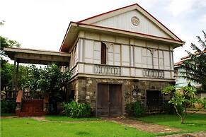 Las Casas Filipinas de Acuzar