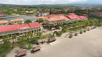 Las Casas Filipinas de Acuzar
