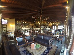 Loggas Hotel