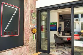 Z Otel