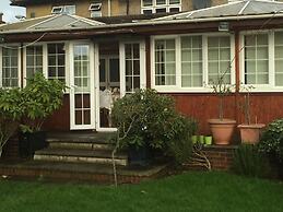 Colnbrook Lodge Guest House